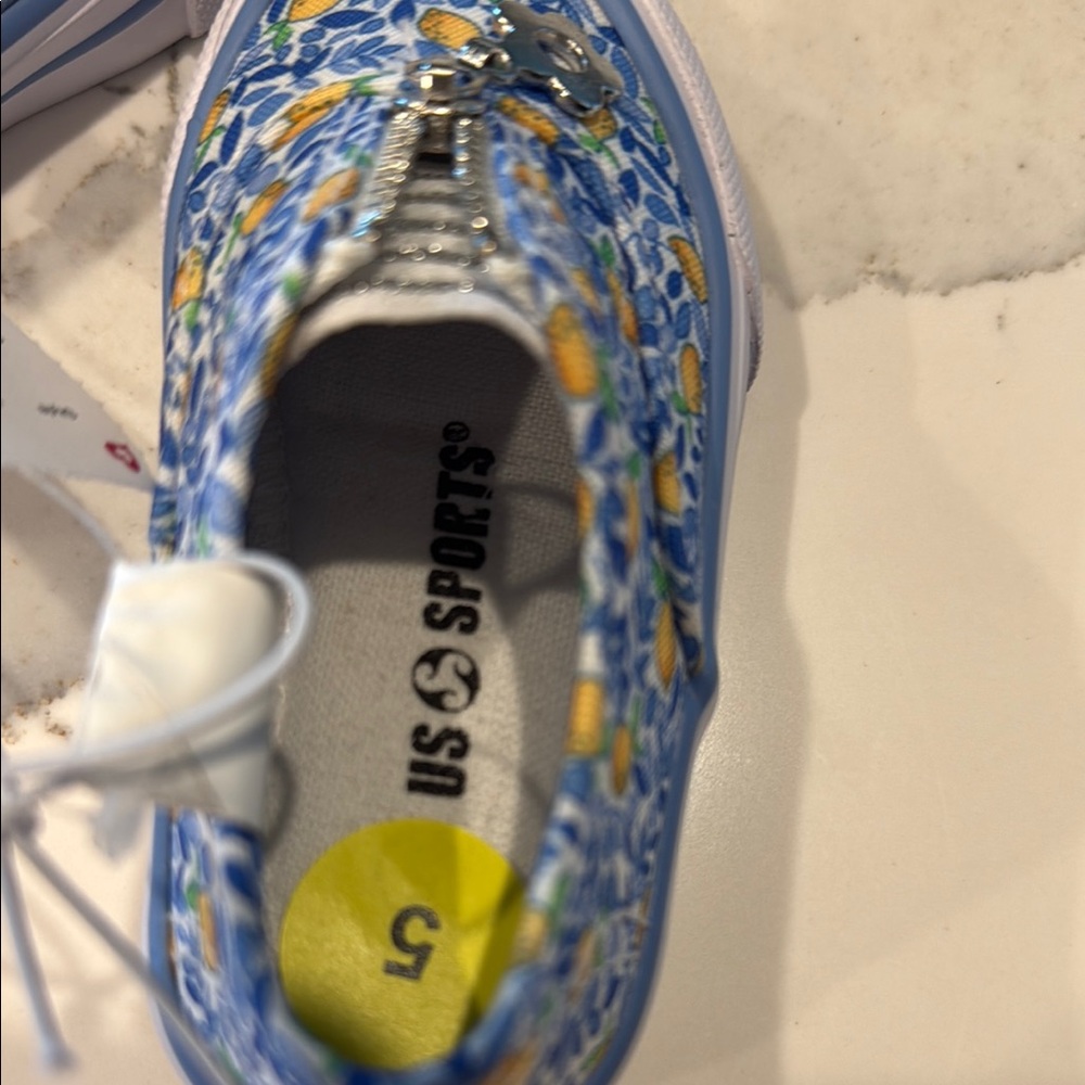Vibrant Blue and Yellow Sneakers for Ultimate Style - Picture 6 of 8